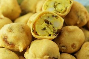 Spice-Kissed Indian Food Potato Balls: A Flavor of India World’s Most Delicious Foods: Must-Try Dishes from Every Country Spice-Kissed Indian Food Potato Balls: A Flavor of India | World’s Most Delicious Foods: Must-Try Dishes from Every Country