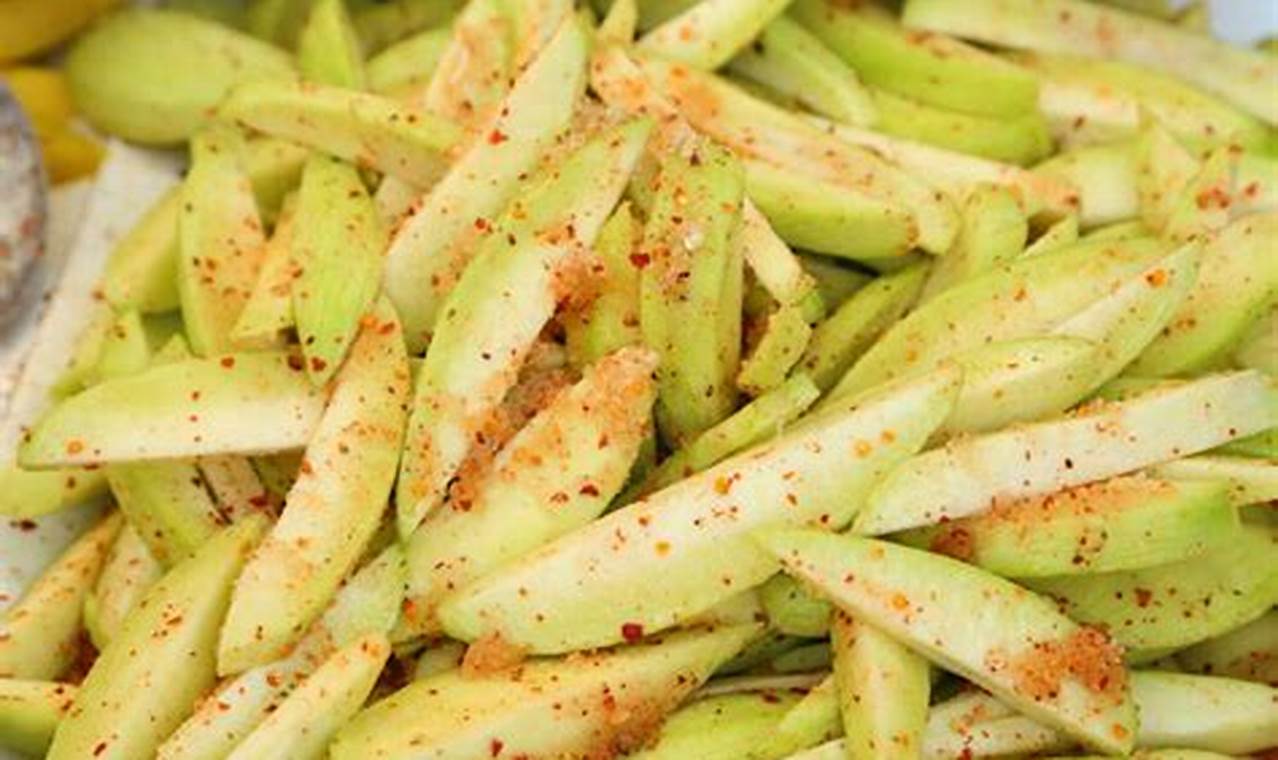 Tangy Thai: Green Mango Salad & More Food | World’s Most Delicious Foods: Must-Try Dishes from Every Country