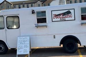 Guide to Lincoln Nebraska Food Trucks Near You | Best Eats | World’s Most Delicious Foods: Must-Try Dishes from Every Country